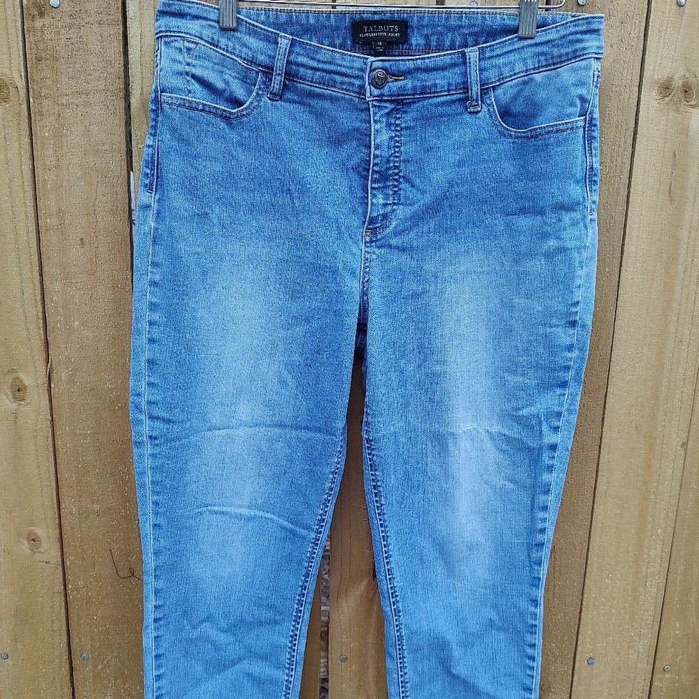 Ladies plus size 14 Talbot's Flawless Five-Pocket denim jean capris